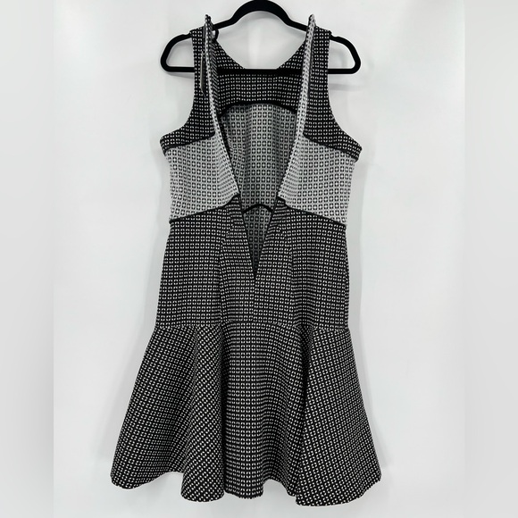 🆕 NWT ZAC Zac Posen VOGUE Peplum Midi Dress Printed Stretch Black Gray White 14 - Picture 11 of 14